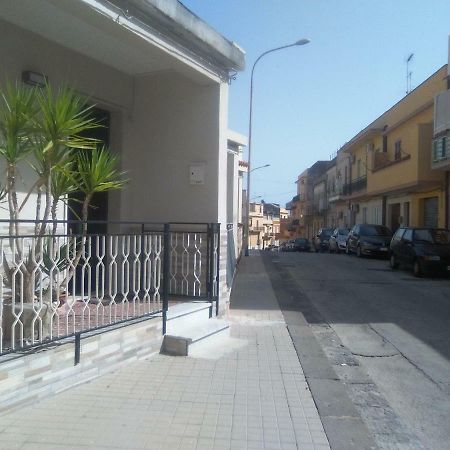 Casa Vacanza Valentina Noto Bagian luar foto